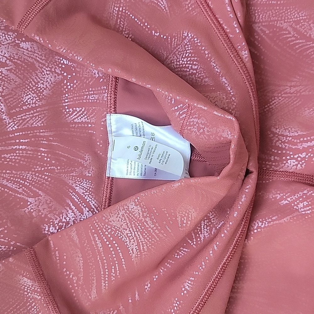 Lululemon Wunder Under HR Tight 28” Size 6